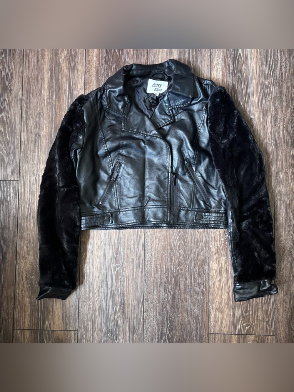 Outer Edge Faux Fur Trim Leather Jacket Size Large Like New